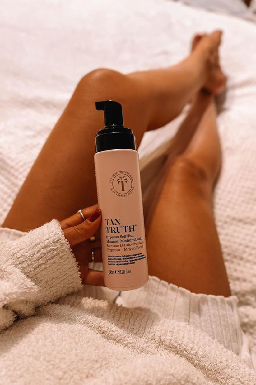 Express Self-Tan Mousse: Medium/Dark - TAN TRUTH